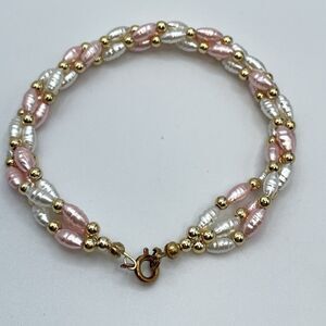 Cute Dainty White Pink Rice Pearl Beaded Gold Tone Spring Clasp Bracelet Boho